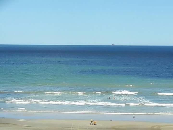 Frente Mar Piscina Churrasqueira Wifi Garagem Portaria 24Hs Apartamento Solemar Exterior foto